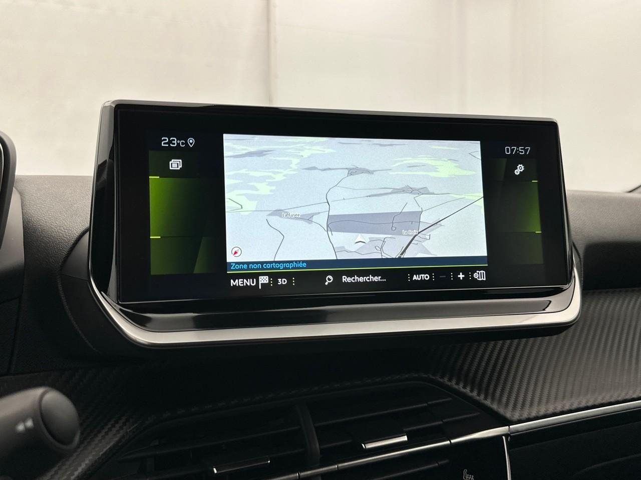 Peugeot 2008 puretech 130 s&s eat8 allure pack — photo 10