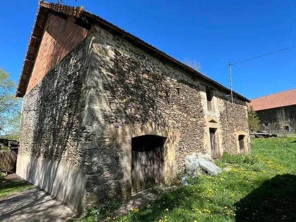 Maison 1 pièce 253 m²
