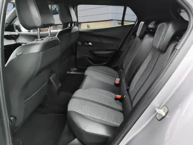 Peugeot 2008 puretech 100 s&amp;s bvm6 allure — photo 23