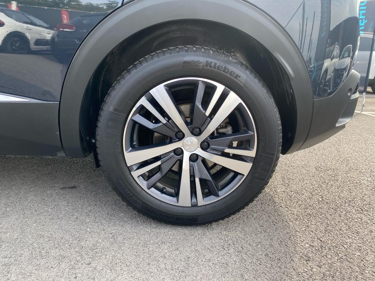 Peugeot 3008 1.5 bluehdi 130ch e6.c gt line s&s eat8 — photo 11