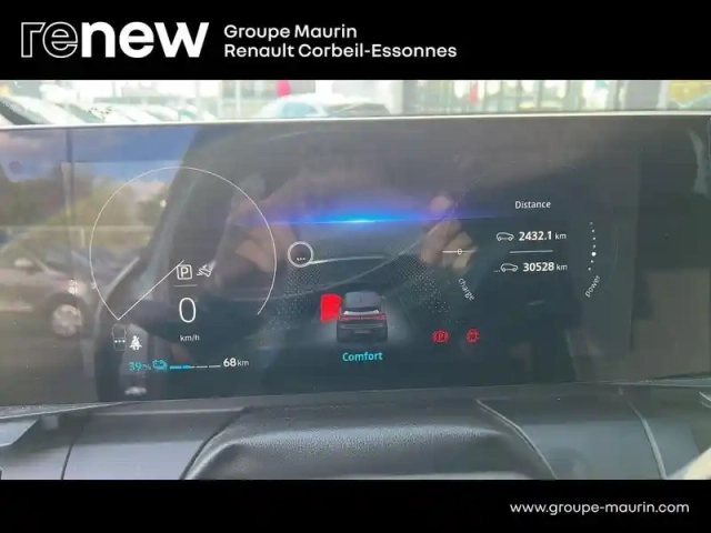 Renault Megane e-tech electric ev40 130ch techno standard charge — photo 15