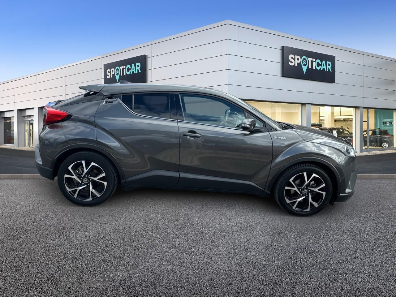 Toyota C-Hr 122h collection 2wd e-cvt rc18 — photo 4