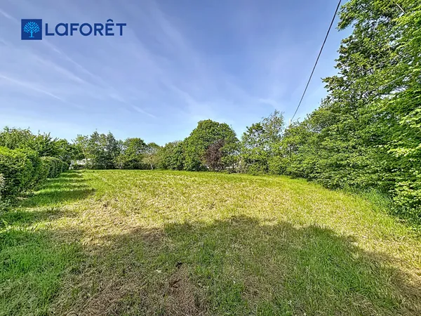 Terrain 1080 m²