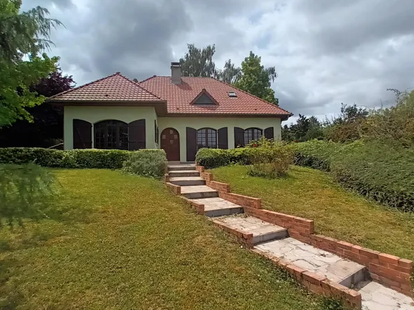Maison 9 pièces 136 m²