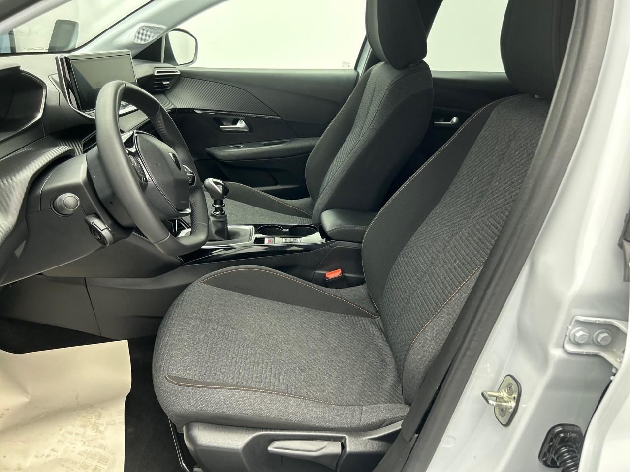 Peugeot 208 100 s&s bvm6 business — photo 10