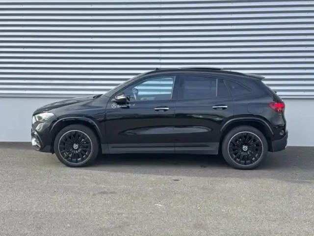 Mercedes Gla 250 e hybrid eq amg line — photo 2