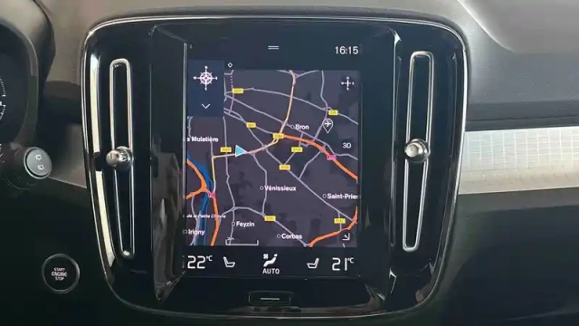 Volvo Xc40 t4 recharge 129+82 ch dct7 — photo 14