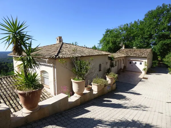 Achat : Maison Seillans (83440)