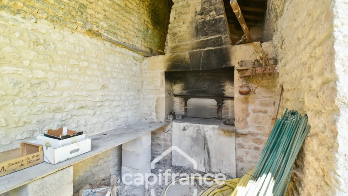 Photo 12