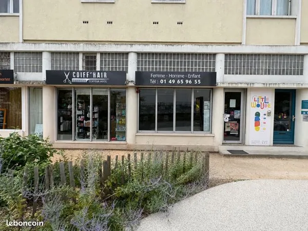 Murs commerciaux 51 m² Rochefort