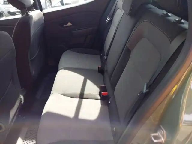 Dacia Sandero tce 90 cvt — photo 4