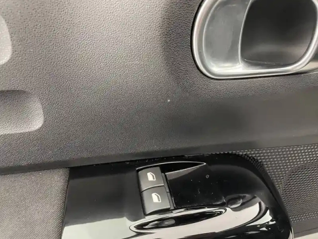 Citroën C3 puretech 83 s&amp;s bvm5 — photo 32