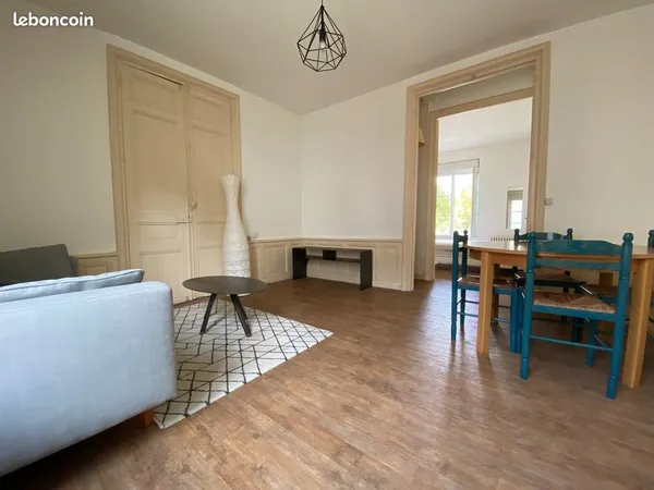 T2 meublé 45 m2 + parking sécurisé