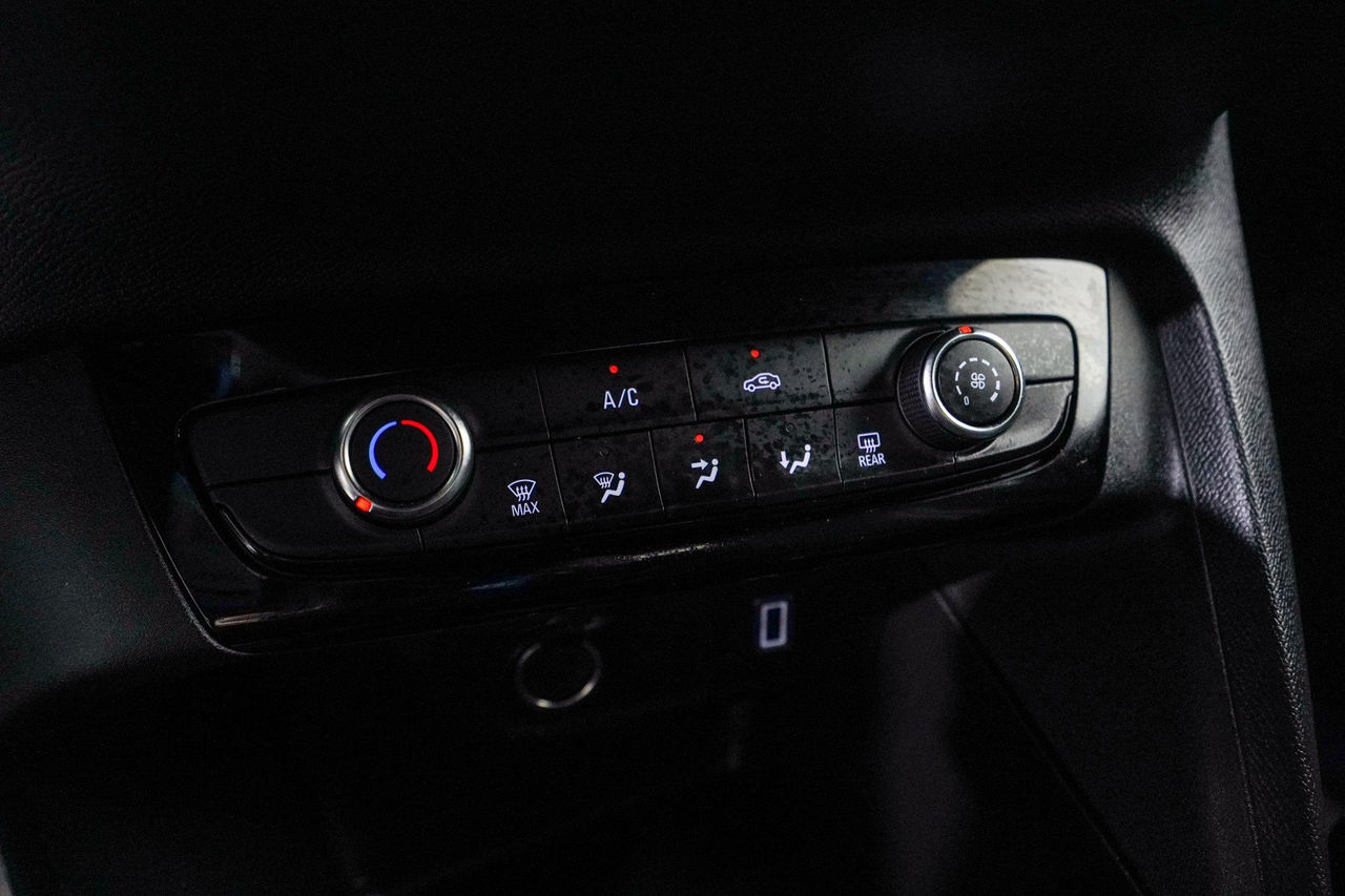Opel Corsa — photo 24