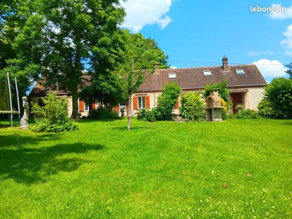 Longère restaurée - 147 m² - 5 chambres - Terrain 3115 m² - Terrasse 100 m² - Fibre