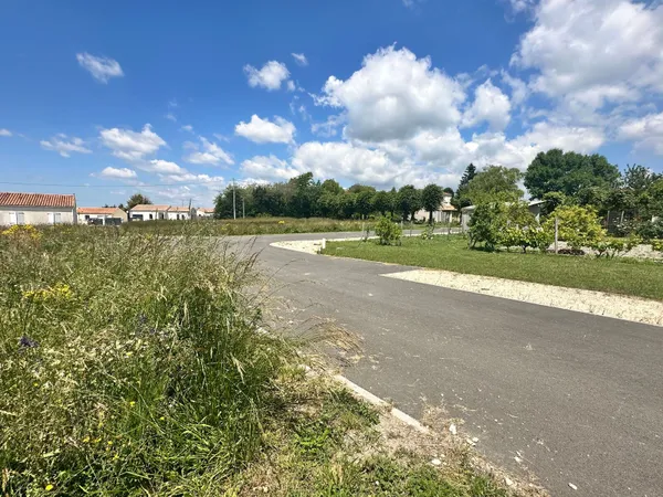 Terrain 780 m²