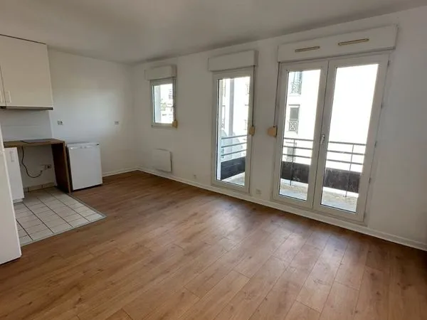 Studio 26 m2 +cave +parking, Melun gare