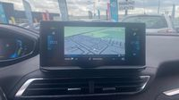 Peugeot 3008 HYBRID 225ch Allure Pack e-EAT8 — photo 18