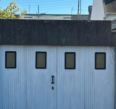 Loue box-garage