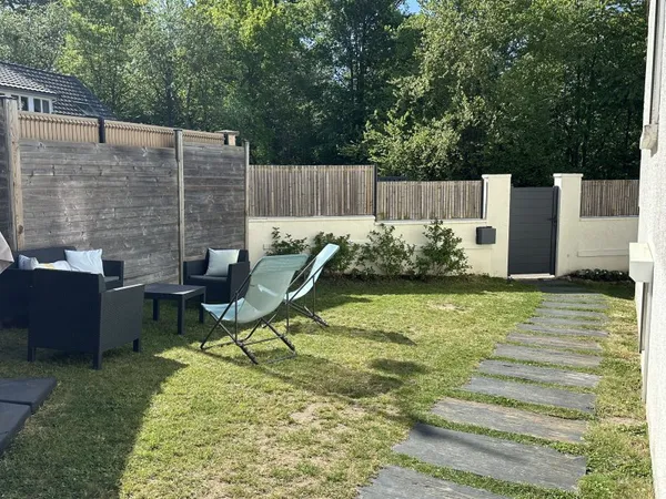 Vends maison mitoyenne