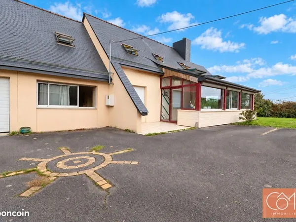 Maison 7 pièces 143 m²