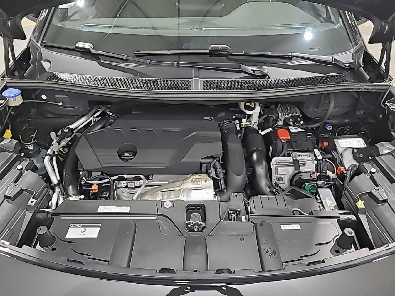 Peugeot 3008 hybrid 225 e-eat8 gt — photo 15