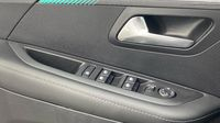Peugeot 208 1.2 PureTech 100ch S&S Allure Pack — photo 19