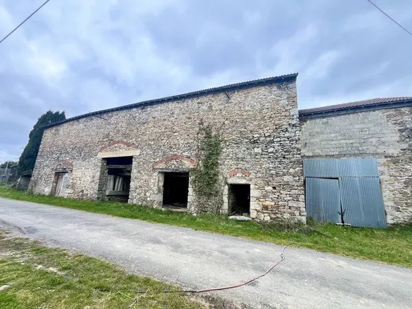 Grange 1 pièce 229 m²