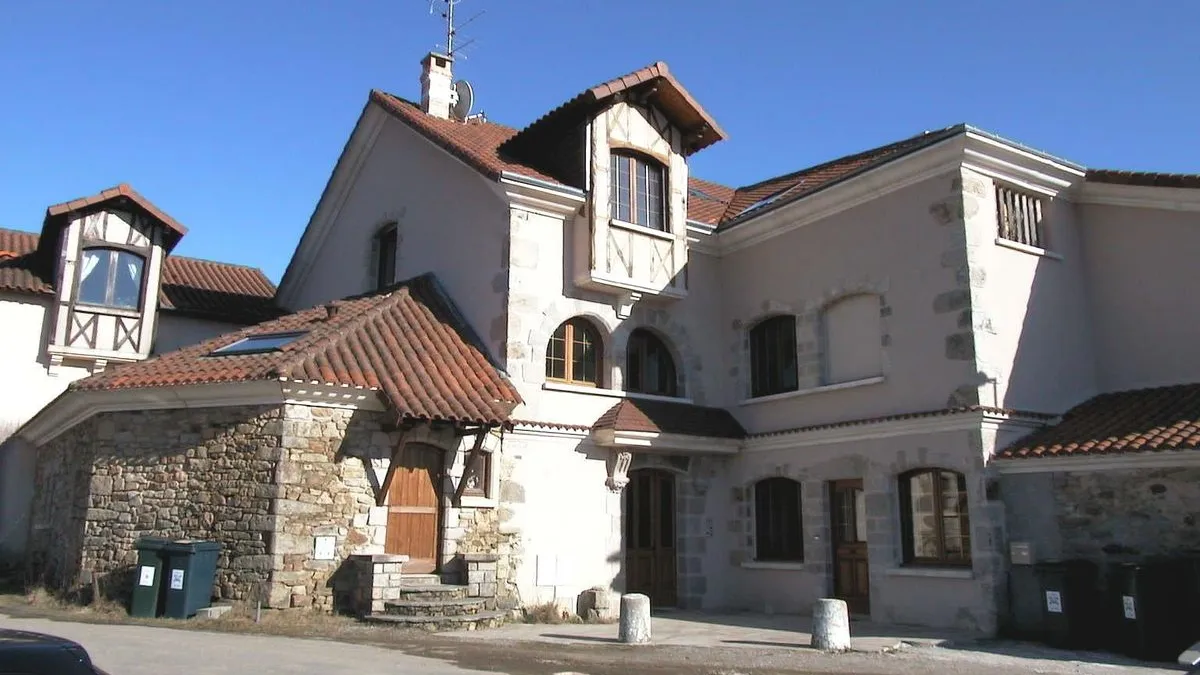 Photo 3