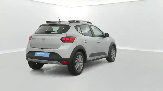 Dacia Sandero eco-g 100 - 22 — photo 4