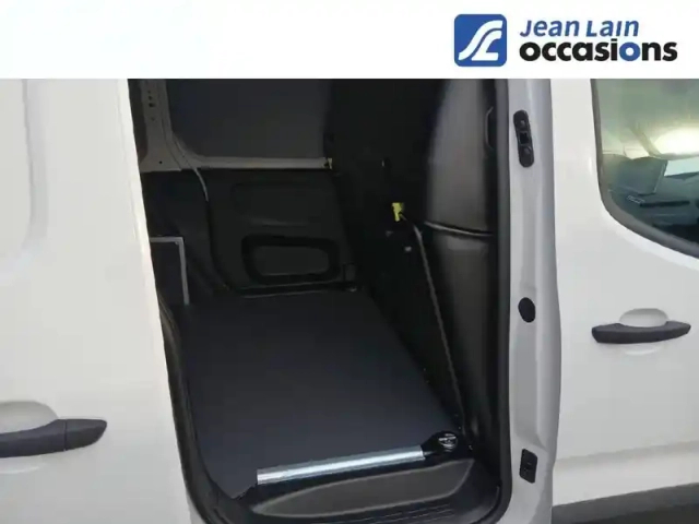 Opel Combo cargo m 650 kg bluehdi 100 s&amp;s bvm6 — photo 17