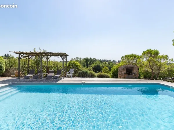 Propriété 17 pièces 471 m²