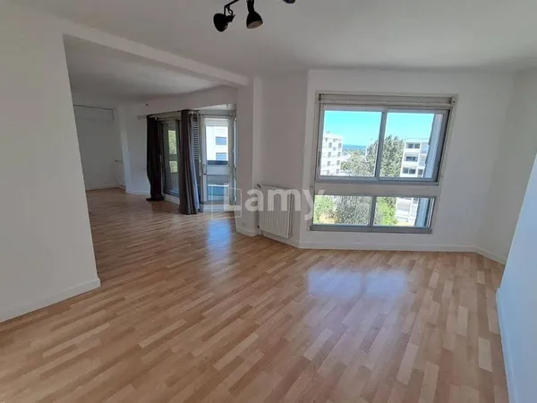 Appartement 4 pièces 76 m²