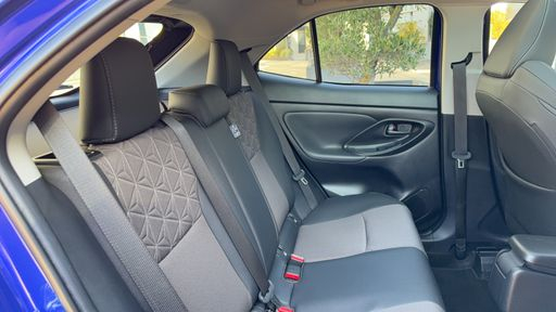 Toyota Yaris Cross 1.5 HSD 130 Hybrid E-CVT - Collection – 2025 – 13080 km – Hybride essence – Boîte Automatique — photo 29