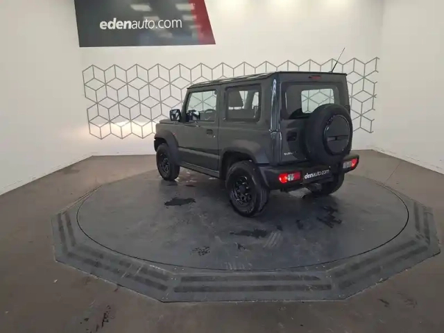 Suzuki Jimny 1.5 vvt 2 places — photo 7
