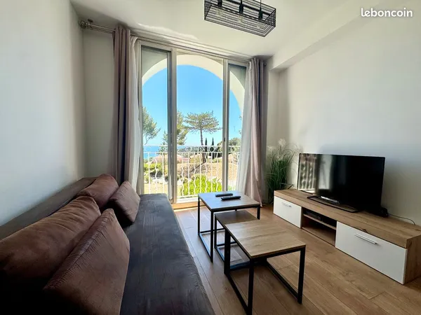 Cap esterel, T2 avec vue mer parking et piscine