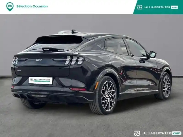 Ford Mustang mach-e 487ch extended range 99kwh gt awd — photo 4