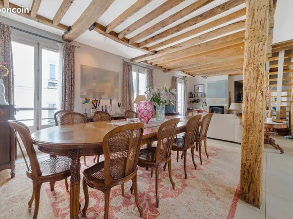 Appartement 9 pièces 214 m²