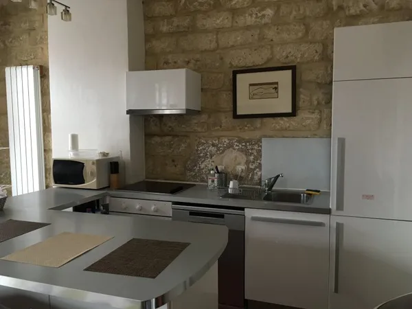 Loue appartement 42m² aux Arceaux