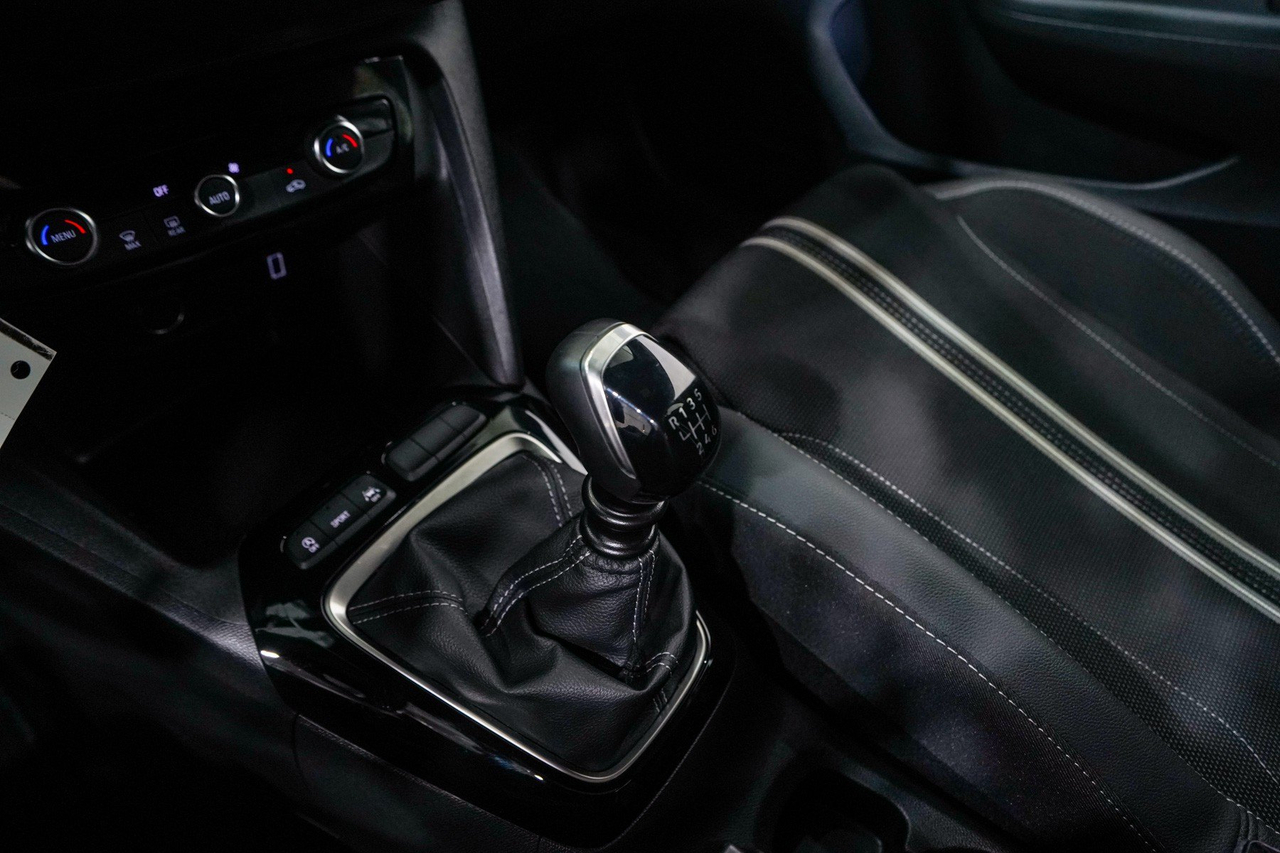 Opel Corsa — photo 24