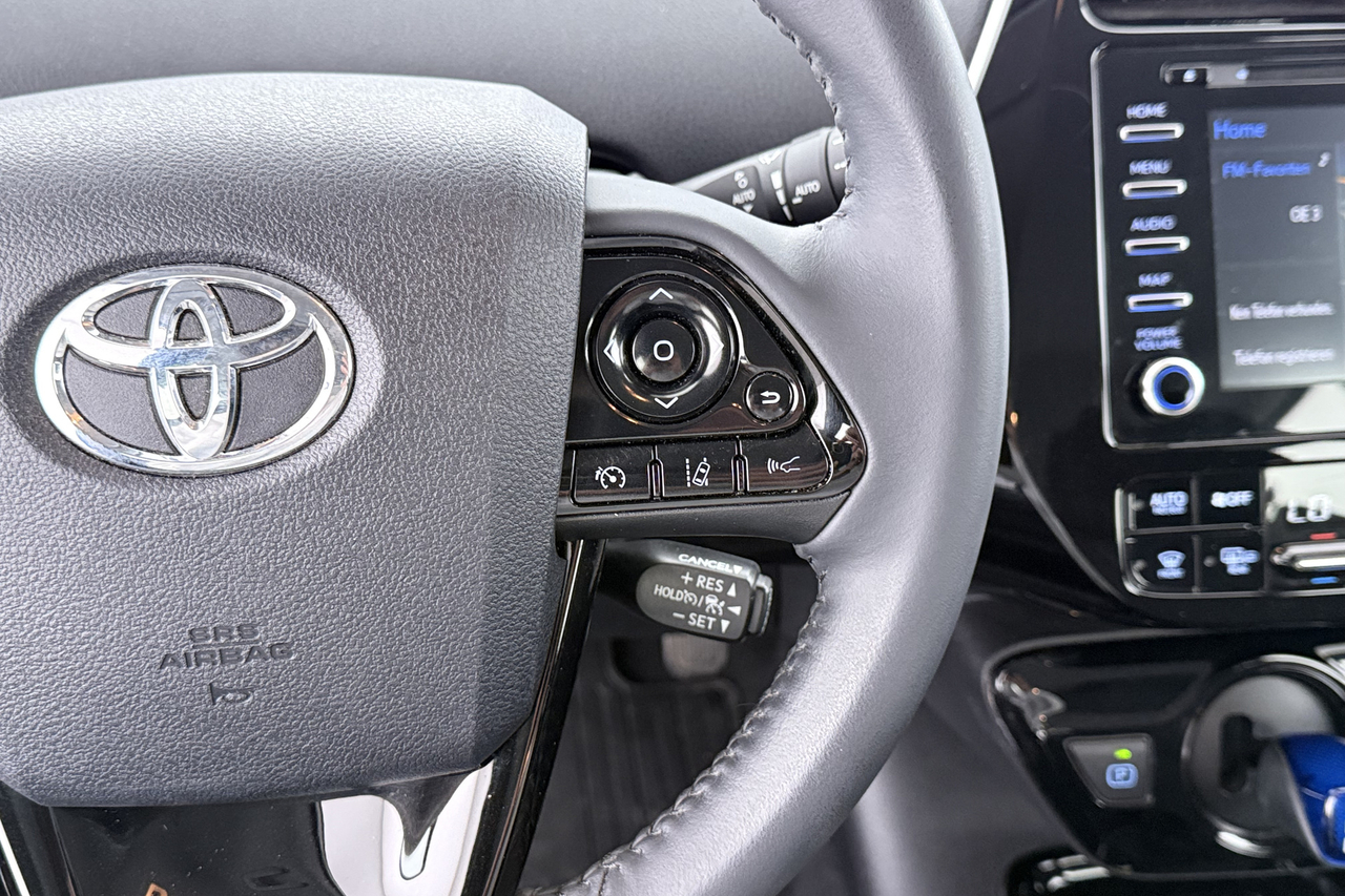 Toyota Prius+ — photo 19