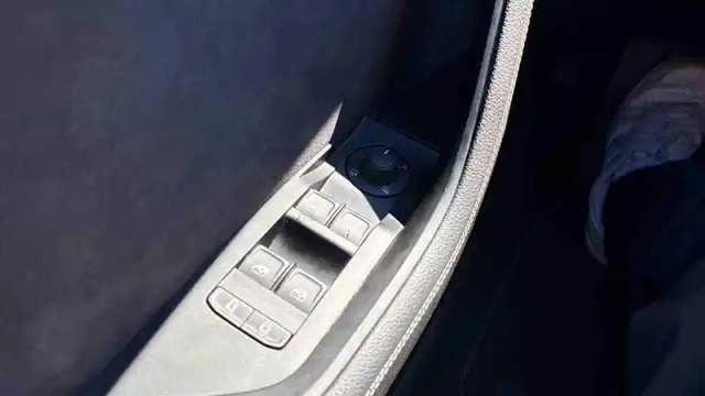 Skoda Superb 1.4 tsi phev 218 ch dsg6 — photo 2