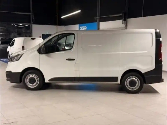 Renault Trafic fg l1h1 3t 2.0 blue dci 130ch confort (16665?ht) — photo 8