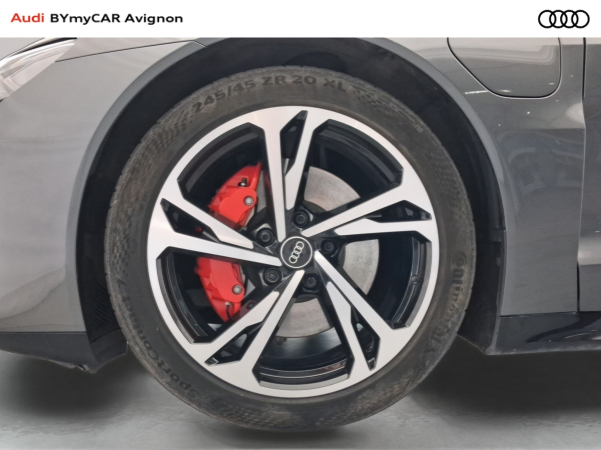 Audi e-tron GT 476 ch quattro — photo 17
