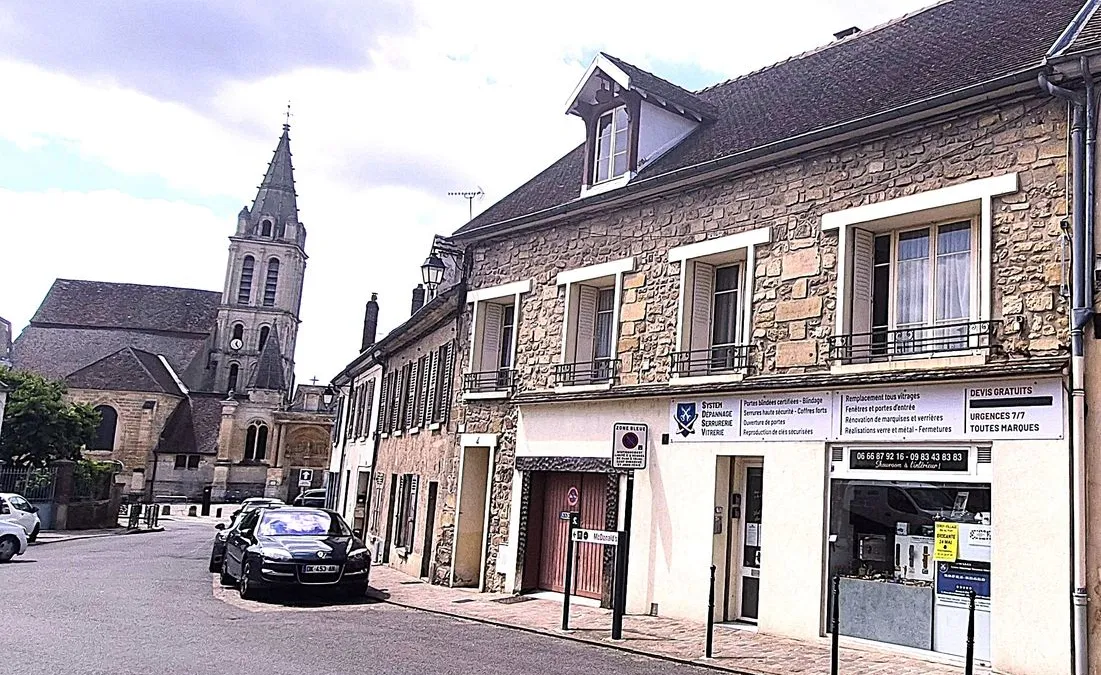 Photo 1