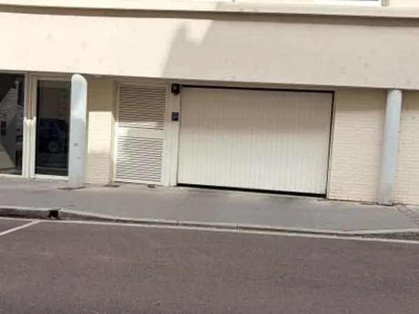 Garage et parking Vente Reims 35000€