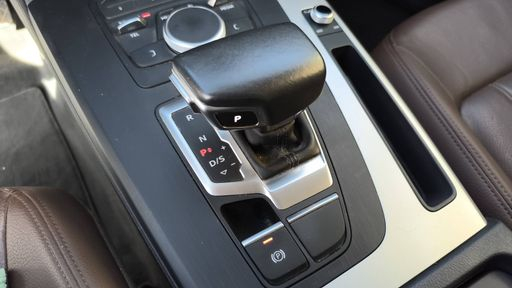 Audi Q5 2.0 TDI 163 Quattro S-Tronic 7 - Business Executive – 2019 – 131289 km – Diesel – Boîte Automatique — photo 19