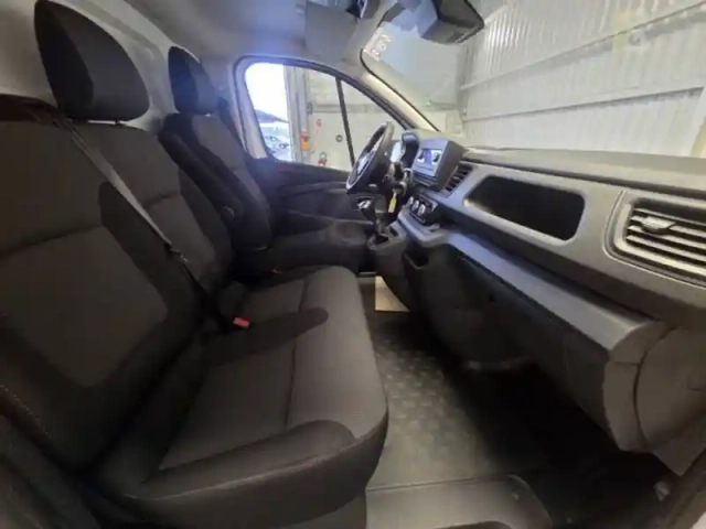 Renault Trafic fgn l1h1 3t blue dci 130 gsr2 — photo 11
