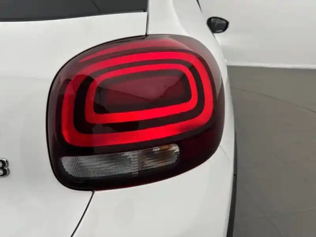 Citroën C3 puretech 83 s&amp;s bvm5 — photo 17