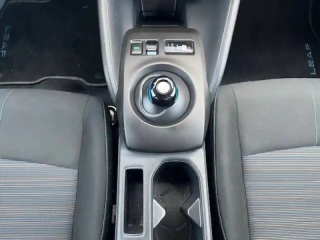 Nissan Leaf electrique 40kwh — photo 16